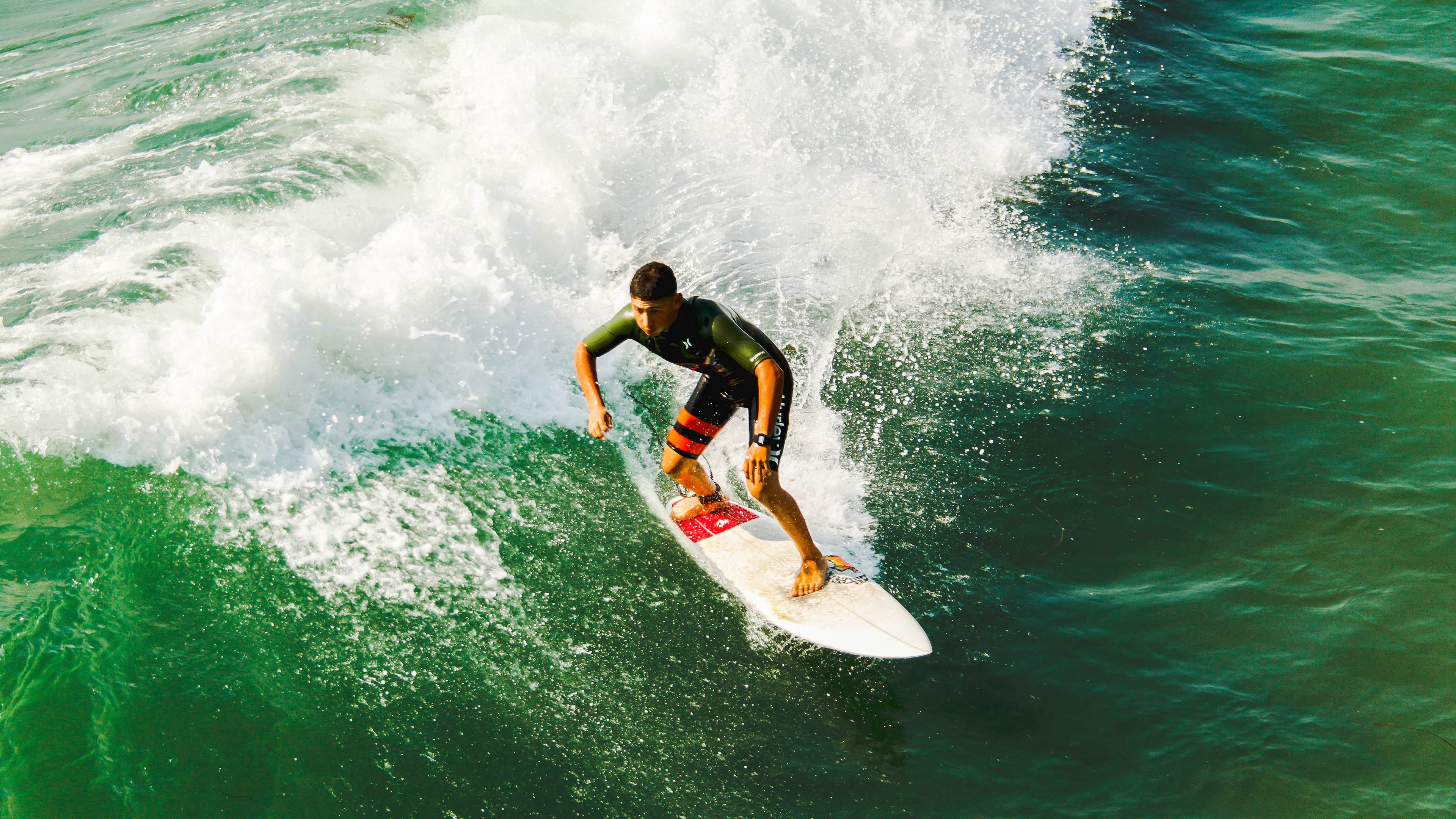 西甲决战一触即发:火力全开,场面火爆,西甲决赛回放