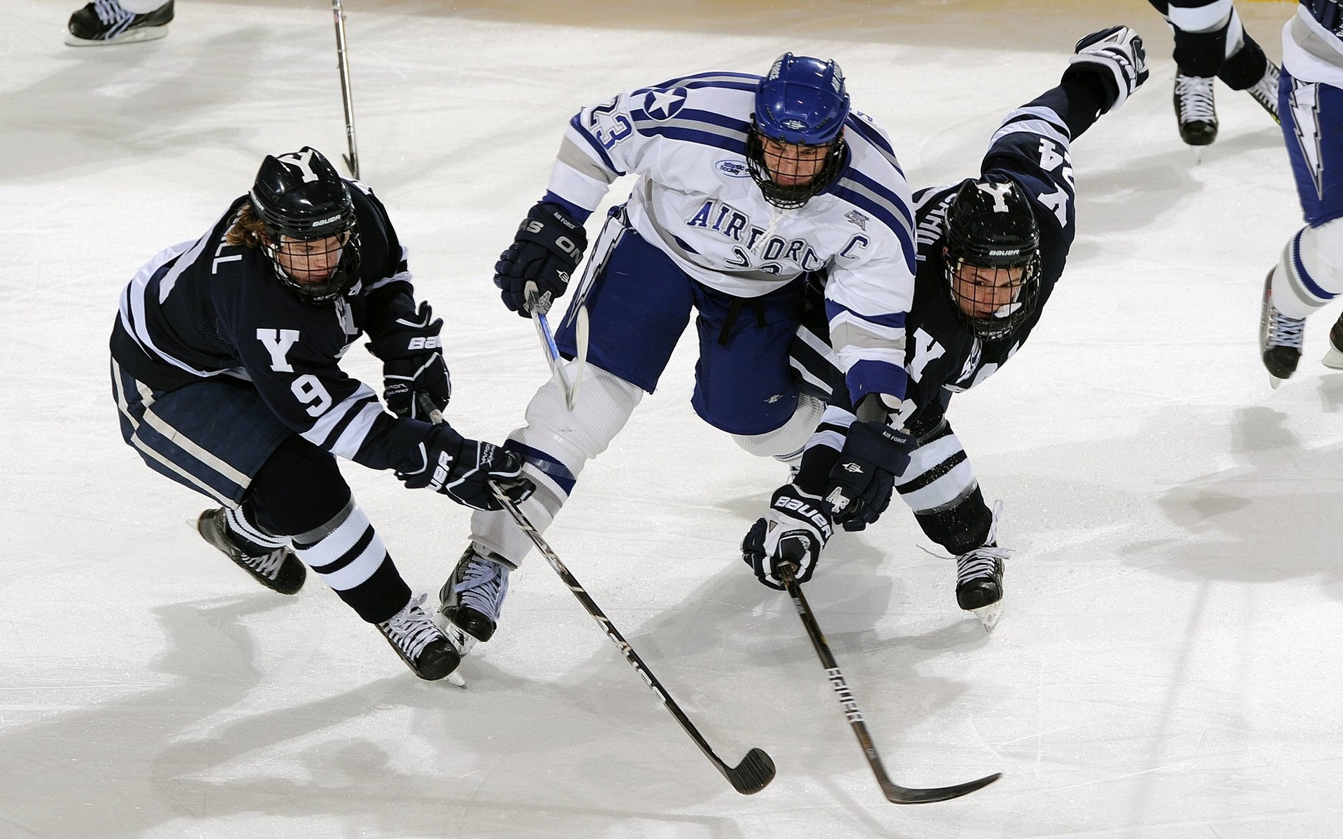 中国足球青少年足球发展政策持续完善,青少年足球改革